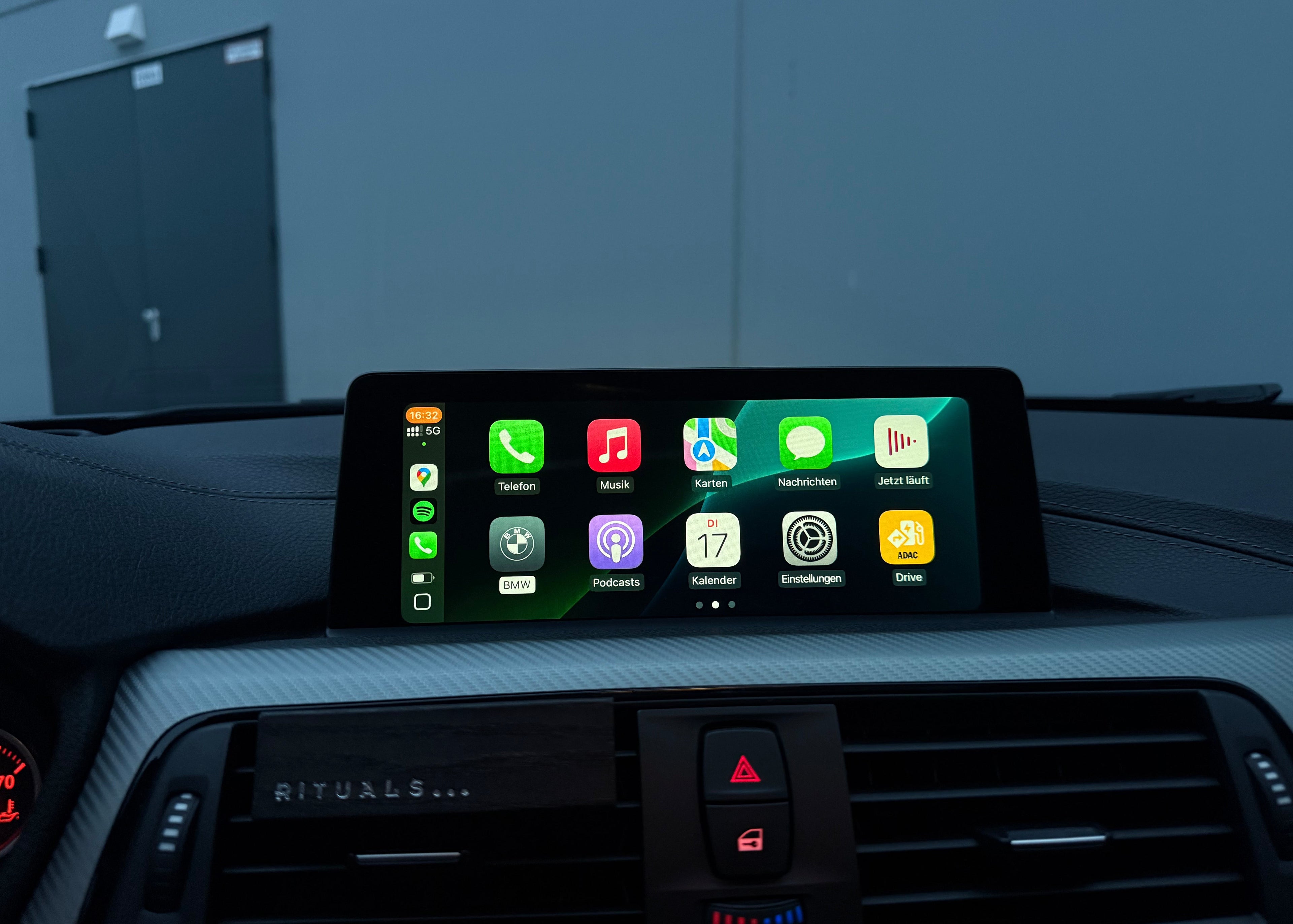 CarPlay & Android Auto Upgrade